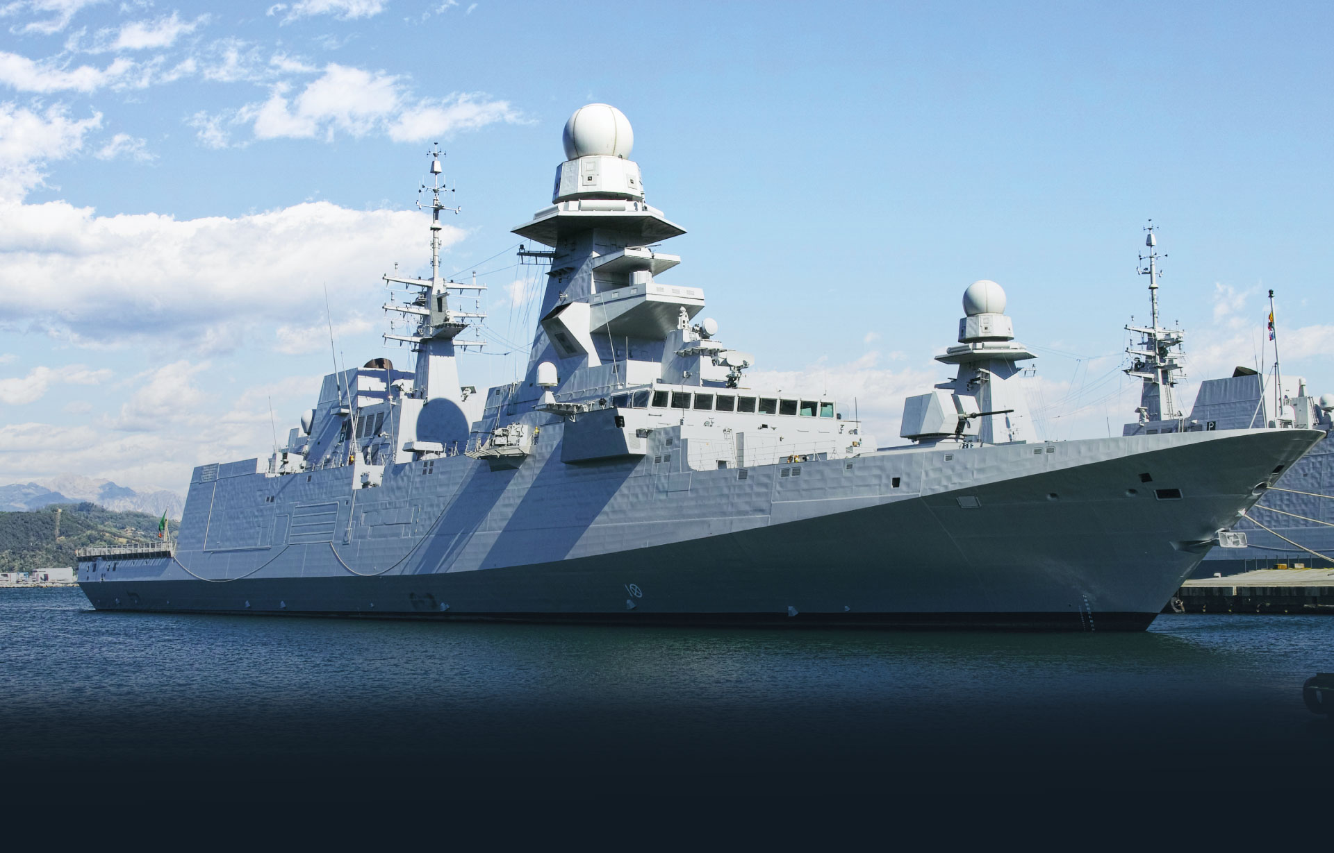 <h2>Strong</h2><h2>and deep</h2><h2>expertise</h2>